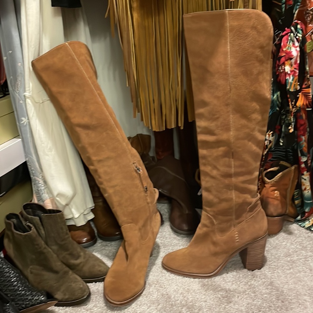 Beautiful knee high boots